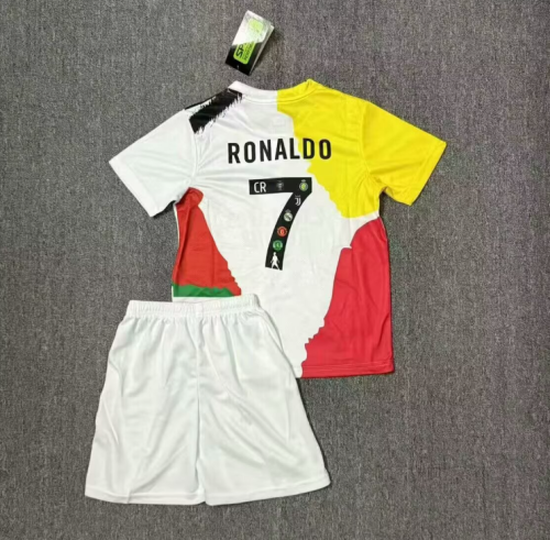 Kids REAL MADRID Souvenir Soccer Uniform 2025 2026