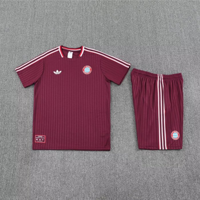 BAYERN Training Soccer Suit 2025 2026