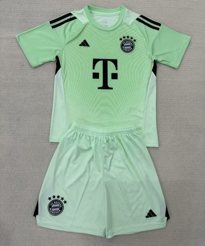 NEUER Trikot Bayern 25-26 Uniform