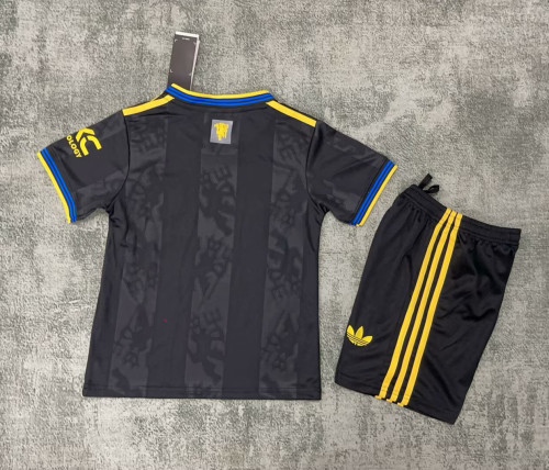 Kids Man United 25-26 Black Soccer Uniform