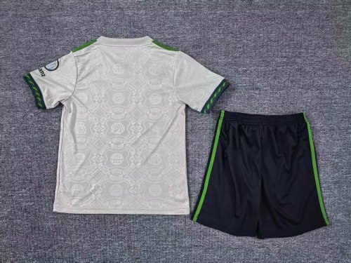 Kids Bayern Soccer Uniform 25 26