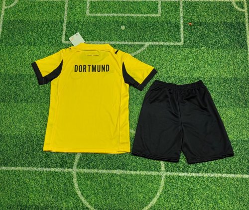 Kids Borussia Dortmund 25-26 Cup Kit BVB