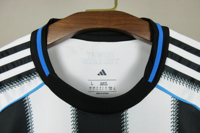 25-26 Newcastle Home Football Shirt