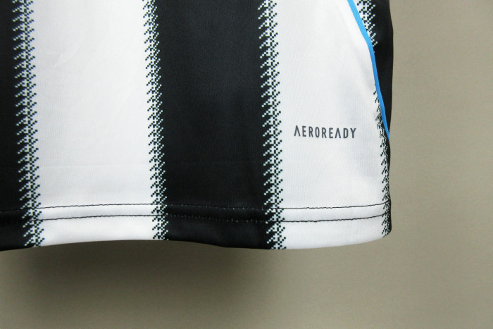25-26 Newcastle Home Football Shirt