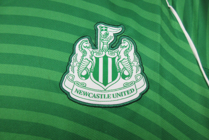 25-26 Newcastle Away Football Shirt