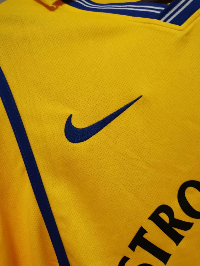 2000-01 Leeds United yellow away