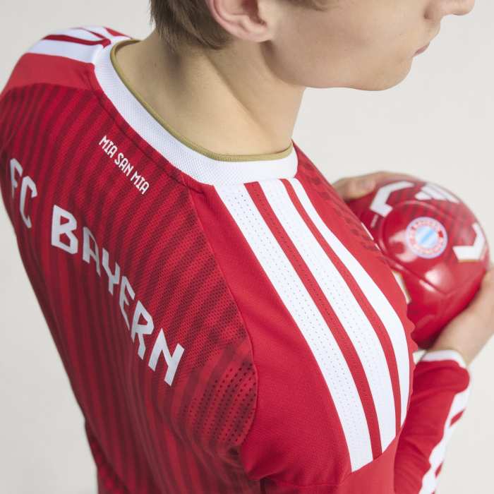 Bayern Home Soccer Jersey 26 27