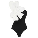 Blue fashion One-Piece Pearl Flower Shoulder-Swimwear Slimmingand Sexy Set of Quick-Drying and BreathableSwimsuits
