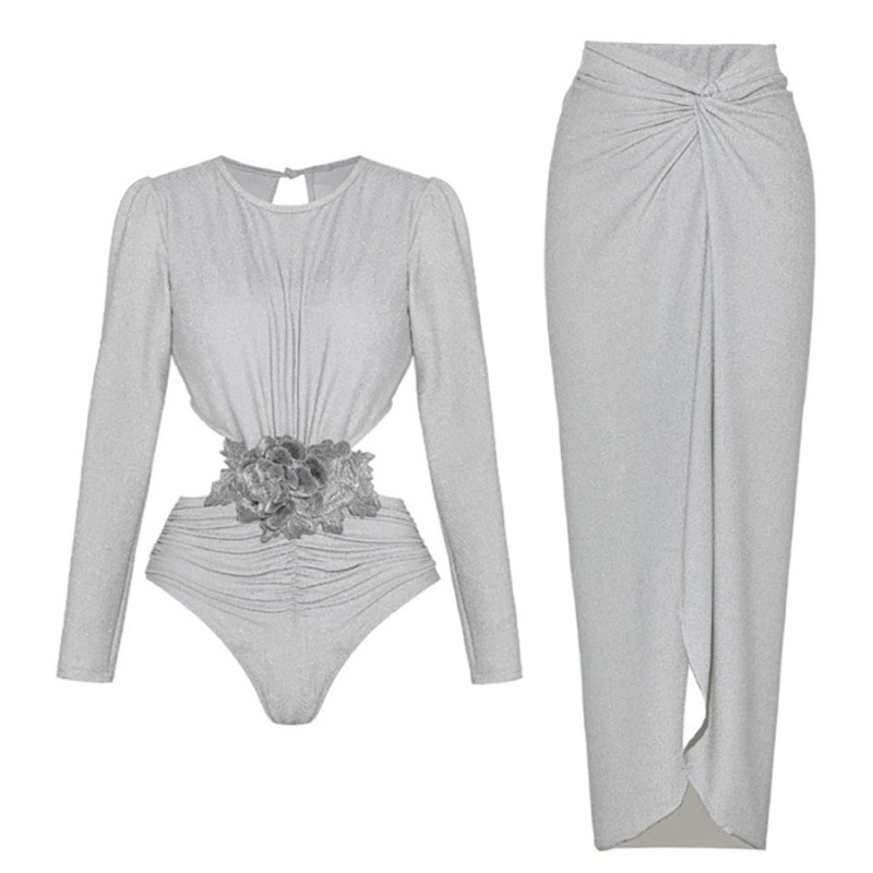 Solid Color Shiny One-Piece Swimsuit Halter-NeckLong-Sleeved Open-Front One-Piece Swimsuit