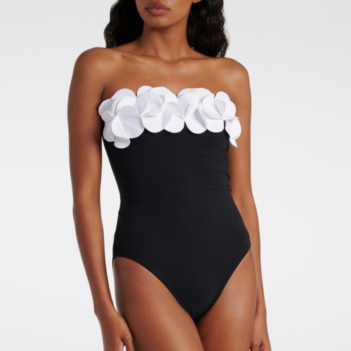 Black and White Contrast Plunging One-Piece Swimsuit Simple Three-Dimensional Flower-DecoratedSwimsuit