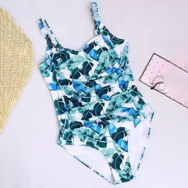 Multi-Color Halter-Neck Square-Neck Swimsuit SexySolid-Color Pleated Layered One-Piece Swimsuit