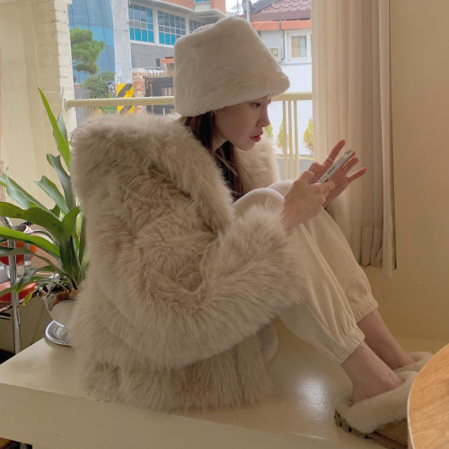 Loose and lazy style fox fur winter coat women's casual, fashionable and warm outdoor coat