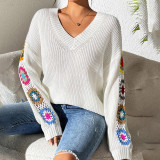 Autumn and winter hand-knitted flower-patterned patchwork sweater V-neck pullover sweater relaxed and casual sweater