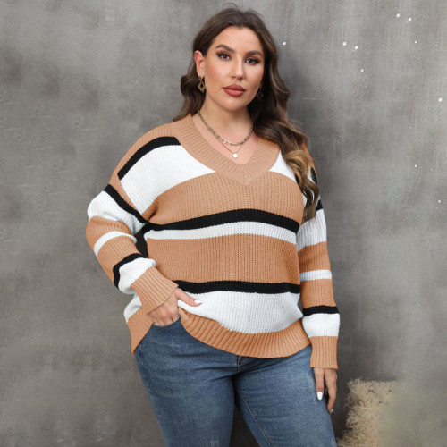 Big size V-neck pullover sweater color-blocked trendy sweater relaxed and casual sweater