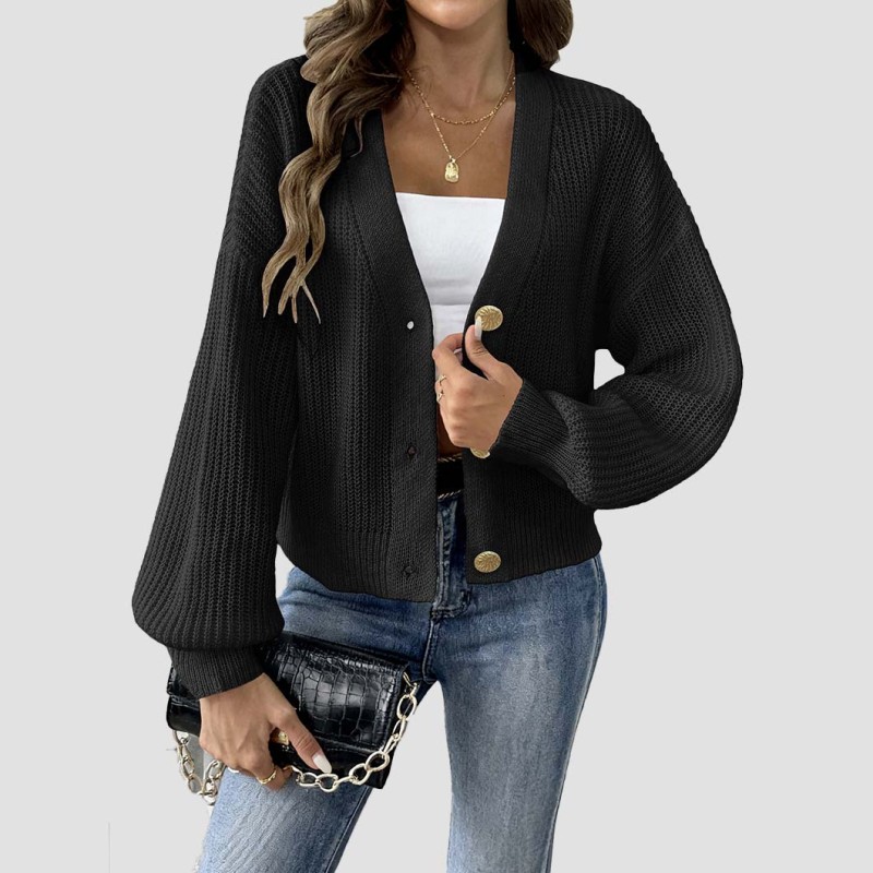 Simple short-sleeved golden-buttoned sweater casual and fashionable sweater woven sweater