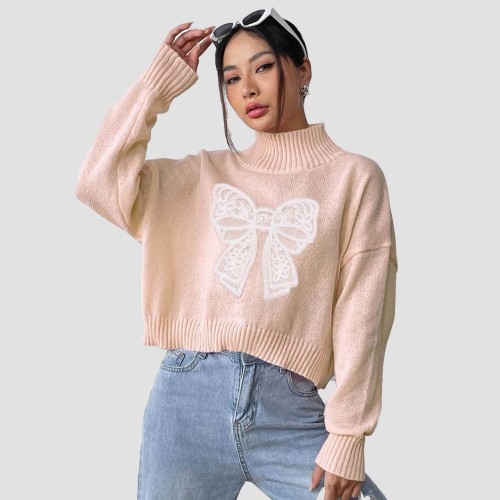 Short high-neck pullover sweater casual and fashionable sweater embroidered bow patch quilted base layer sweater