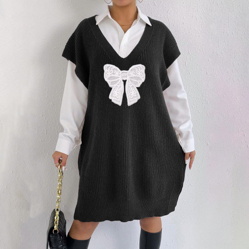 Loose large-sized tank top dress sweater casual and fashionable sweater deep V embroidered butterfly patchwork jacket sweater