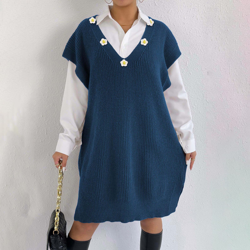 Hand-knitted flower-patterned patchwork sweater casual and fashionable sweater loose blazer-style skirt with deep V-neck top sweater