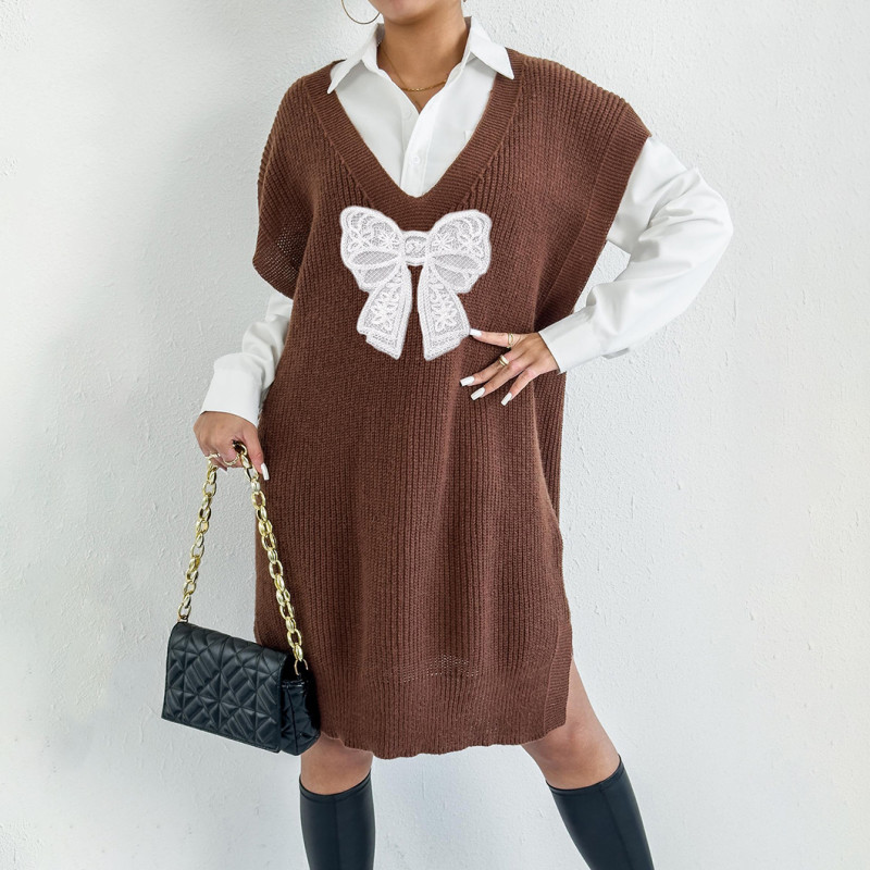 Loose large-sized tank top dress sweater casual and fashionable sweater deep V embroidered butterfly patchwork jacket sweater