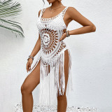 Hand-knitted flower fringed cover-ups halter-neck open-front cover-ups fashionable and sexy beach cover-ups