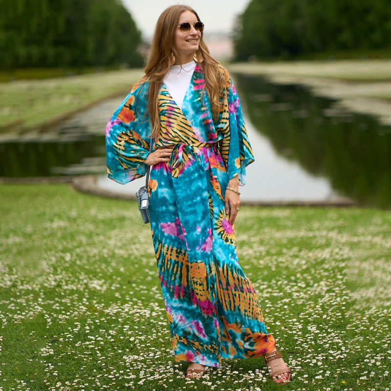 Fashionable loose beach cover-ups sun-protective printed cover-ups long beach vacation cover-ups