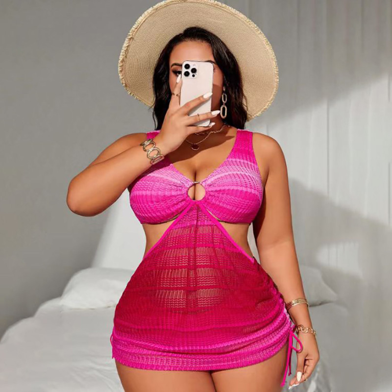 Plus-size women's beach swimsuit strapless swimsuit fashionable seaside vacation two-piece swimsuit