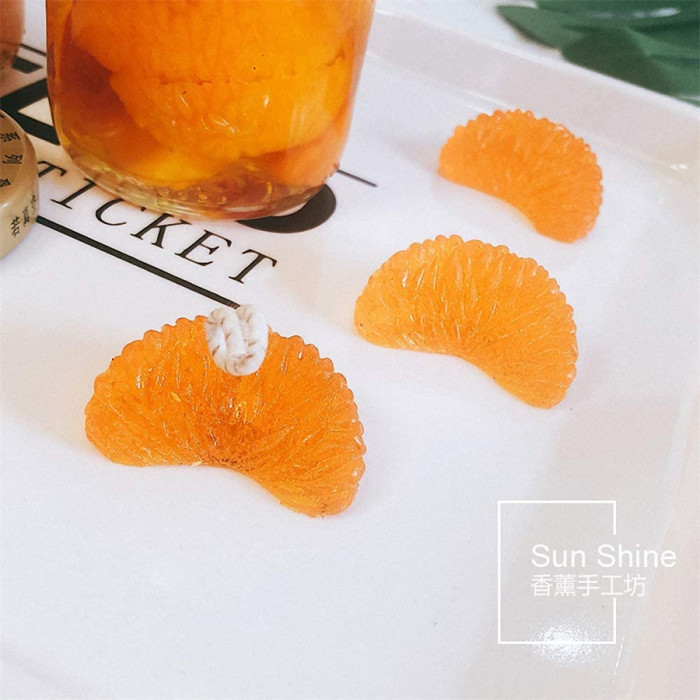 4-Cavity Tangerine Slice Silicone Mold Mandarin Orange Segments Fruit Fondant Gum Paste Icing Mold for Cake Cupcake Decoration Chocolate Candy Resin Polymer Clay Soap Embeds Mold
