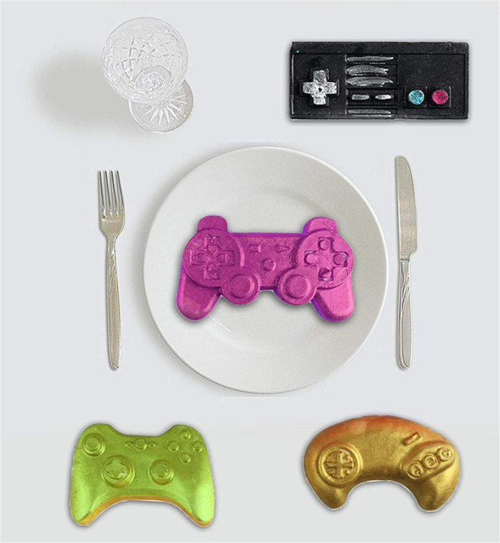 Game Controller Cake Fondant Mould - Video Gamepad Silicone Mould for Candy, Chocolate, Cupcake Decoration, Resin, Clay(Random color)