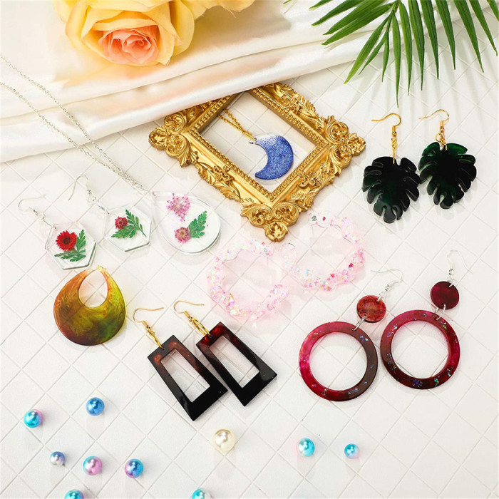 4 Pieces Earring Resin Molds Jewelry Casting Molds Silicone Pendant Mould Epoxy Resin Molds DIY Craft Mould for DIY Women Earrings, Resin Jewelry, Pendant Craft Supplies