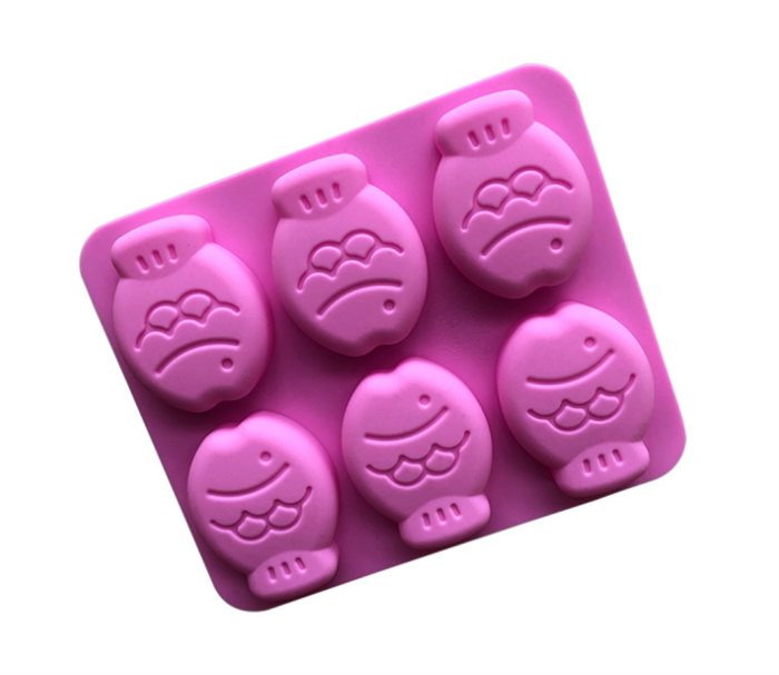 Fish Shaped Silicone Molds for Chocolate Candy Gummy Fondant Gelatin Jello Jelly Baking Cake Soap Polymer Clay Crayons Wax Melt Plaster Ice Cube Tray (Random Color)
