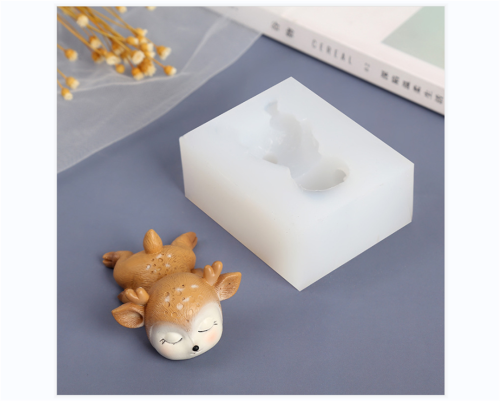Creative Cute 3D Animal Sleeping Deer Mold DIY Resin Mold Chocolate Candy Cupcake Fondant Cake Decoration Tools