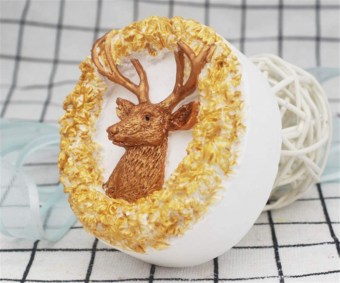 Christmas Deer Handmade Soap Mold Deer Silicone Mold for Resin Candle Mold Elk Animal Soap Mold Deer Cake Decoration Mold Round Shape Soap Mold