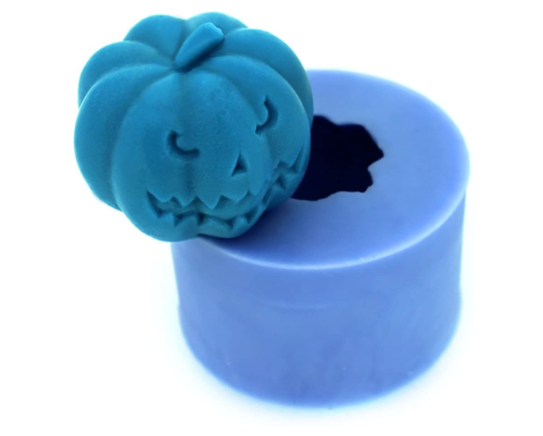 Pumpkin with Buck-Toothed Silicone Candle Mold for Handmade Soap Chocolate Candy Making Hallowmas Mould