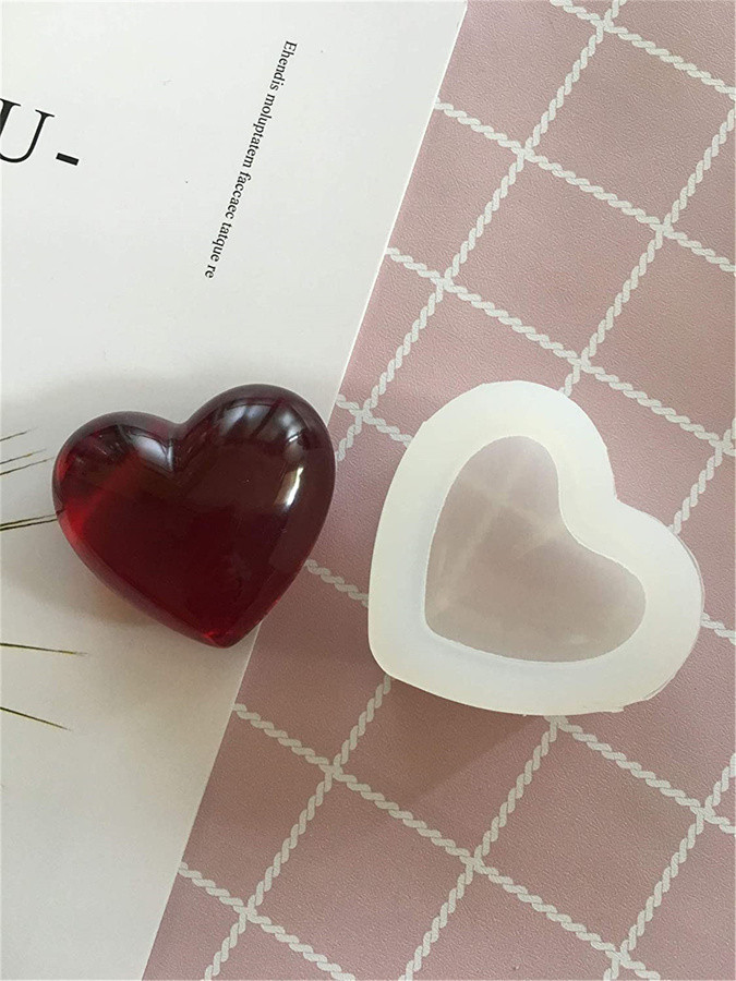 2 Pieces 3D Love Silicone Mold, Heart Shaped Aroma Gypsum Plaster Epoxy Mould, Non-Stick Heart Shape Mousse Dessert Mould Pendant Trays for DIY Soap, Handmade Candle, Soft Clay, Jewelry, Baking