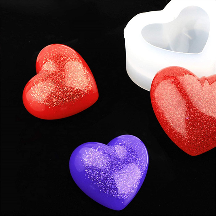2 Pieces 3D Love Silicone Mold, Heart Shaped Aroma Gypsum Plaster Epoxy Mould, Non-Stick Heart Shape Mousse Dessert Mould Pendant Trays for DIY Soap, Handmade Candle, Soft Clay, Jewelry, Baking