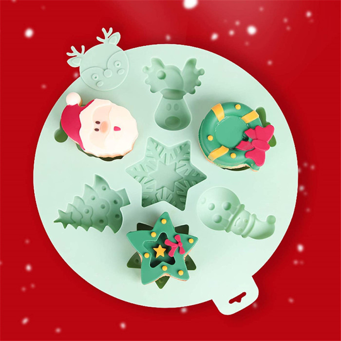 2 Pcs Silicone Christmas Molds Non-Stick Chocolate Jelly Baking mold for Party Xmas Gift,with Shape of Christmas tree,Elk,Bells,Gift, Snowman(Random color)