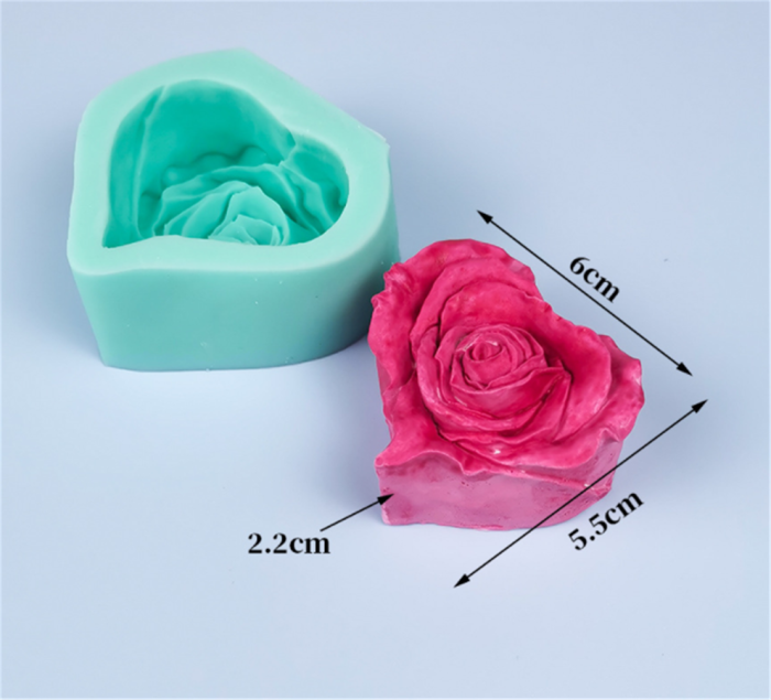 Creative Love-Shaped Silicone Candle Mold Heart Rose Aromatherapy Candle Soap Mould DIY Resin Ornaments Making Supplies 3D Rose Silicone Mold for Resin Candles soap Fondant Baking Cakes Chocolate（Random color）