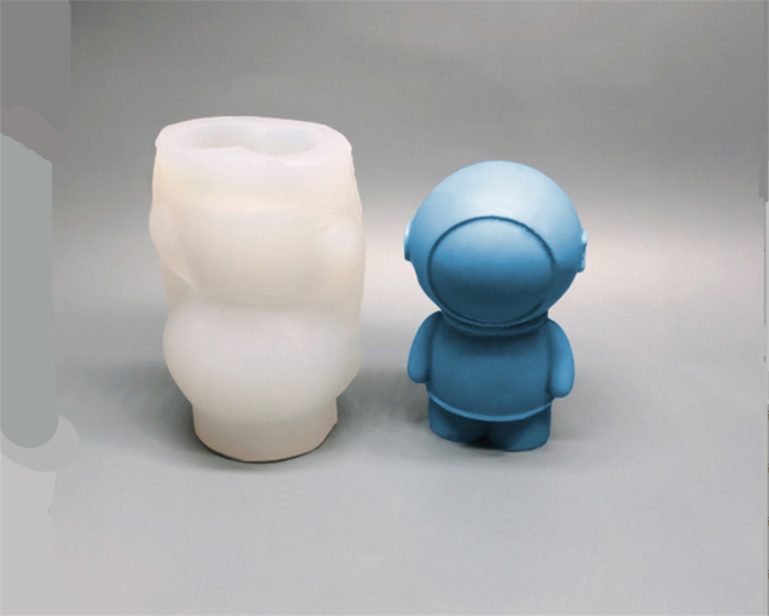 Small Astronaut Candle Molds Tools Cake Decoration Baking Mold Baking Mould Ornament Craft for Chocolate Aromatherapy Silicone Resin Clay
