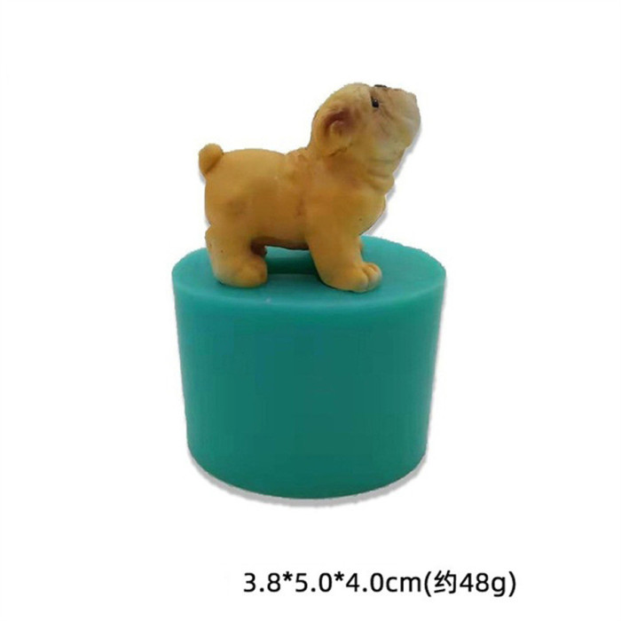 4 pieces of 3D dog shape silicone mold Bulldog chocolate animal gypsum resin baking cake decoration mold (random color)