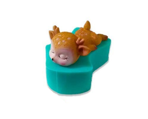 Creative Cute 3D Animal Sleeping Deer Mold DIY Resin Mold Chocolate Candy Cupcake Fondant Cake Decoration Tools（Random color）