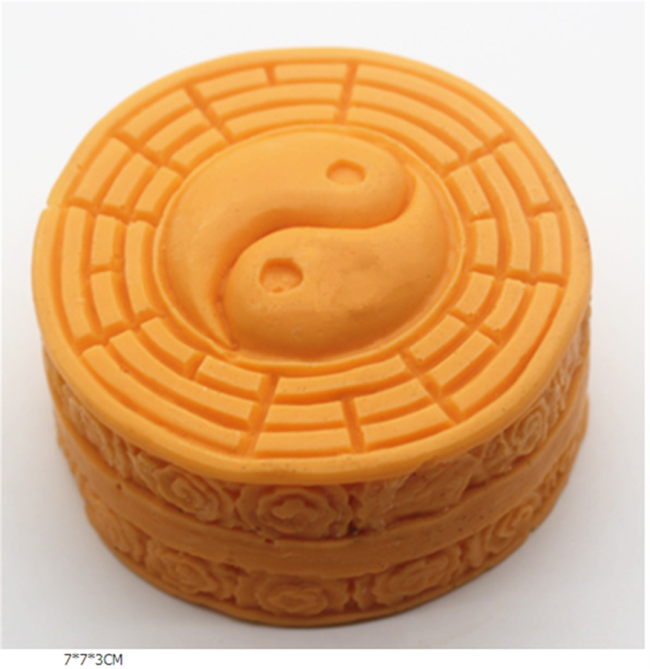 Gossip Tai Chi Silicone Soap Molds Candle Wax Moulds Chocolate Fondant Molds Tai Chi Crafts (Random Mold Color)