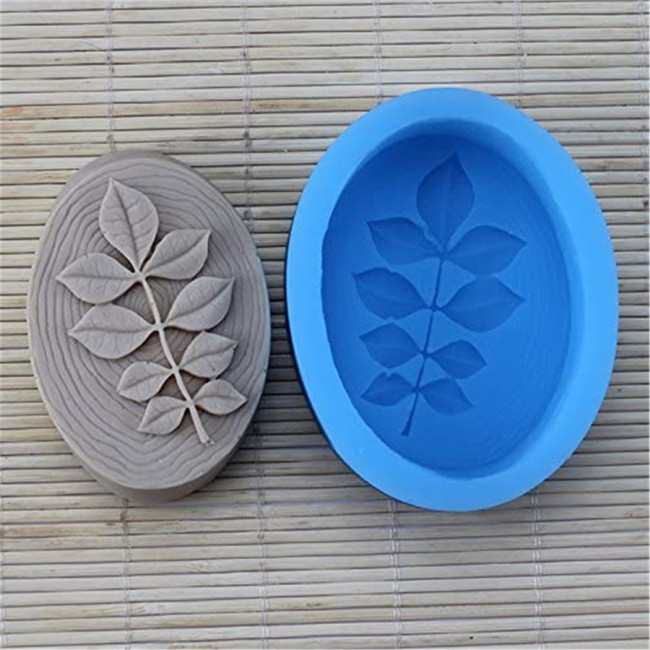 Soap Silicone Mold for Natural Handmade Oval with Leaves Pattern Bath Bomb Chocolate Candy Mould(Random color)