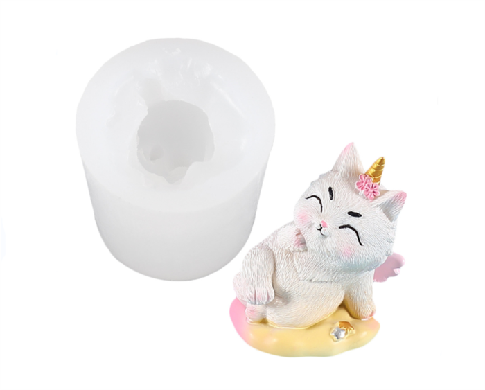 Cat Epoxy Resin Silicone Mold Horned Dragon Kitten Spirit Animal for Polymer Clay, Soap, Candle, Cake making，Plaster dropping mould