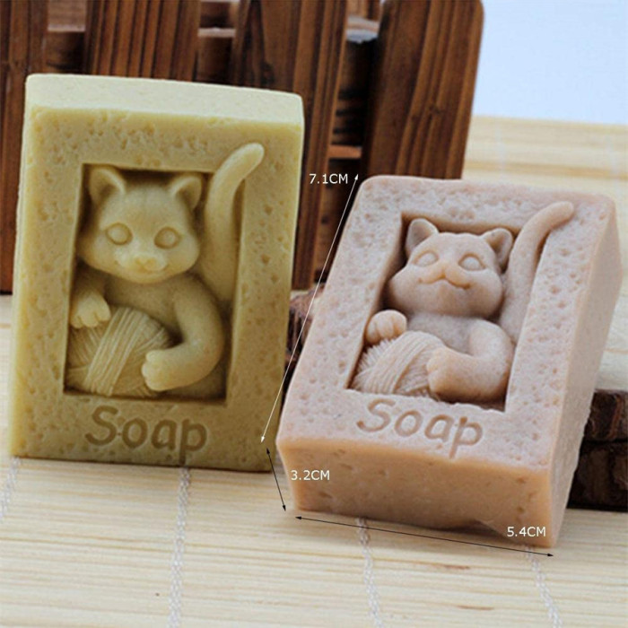 Rectangle Cat Soap MoldSilicone Candle Mold Soap Mould Silicone Mold DIY Resin Mold (Random color)