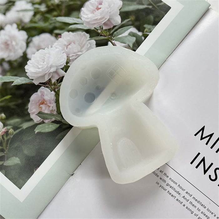 Mushroom Mold Handmade Garden Fairy Themed Party Baking Tool for Chocolate Fondant DIY Craft Mushroom House Decoration Epoxy Resin Mold Ornaments Jewelry Making Tool