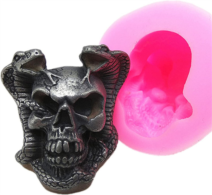 Skull Silicone Mold Fondant Cake Chocolate Candle Mold Epoxy Resin Mold Jewelry Keychain Pendant Ornament Silicone Mold(Random color)