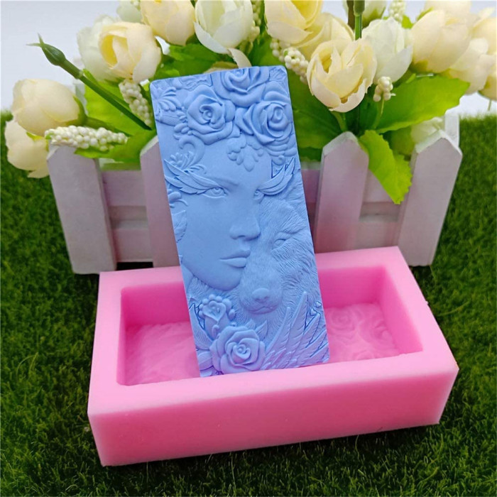 Women and lions Soap Molds Scented Candle Wax Mold Resin Plaster Crafts Mould Mousse Cake Chocolate Silicone Mold
