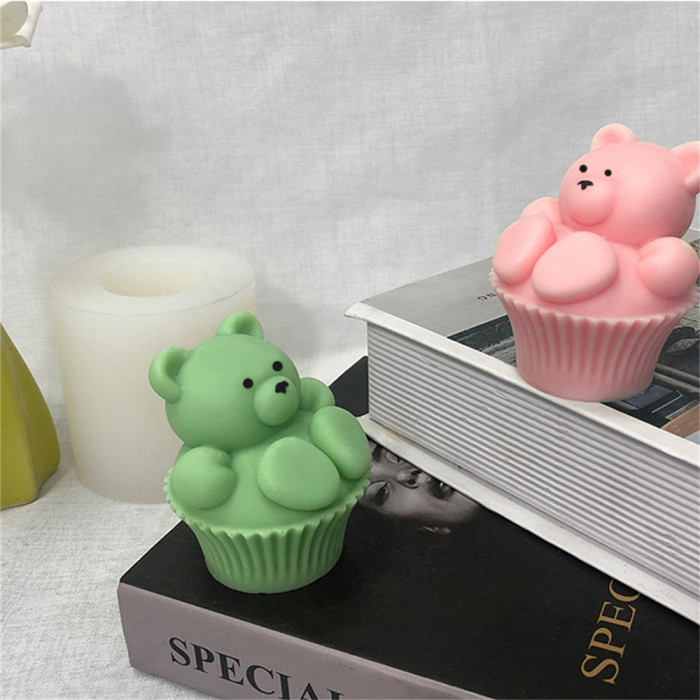 Lying Winning Bear Aromatherapy Candle Silicone Mold Handmade DIY Gypsum Material Cake Decoration Handmade Soap Mold