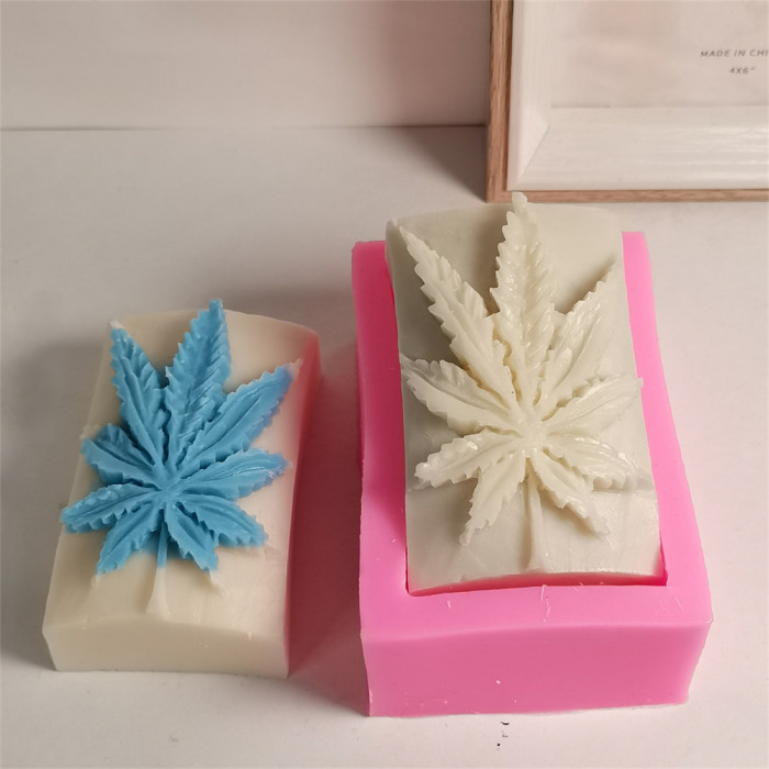 Maple Leaf Plaster Candle Soap Mold Silica Gel Rectangular Liquid Sugarcane Mold Leaf DIY Chocolate Cake Mold