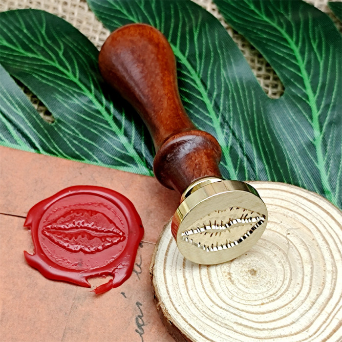 Miss Your Lips Wax Seal Stamp Wood Metal Sealing Wax Stamp For Lovers Couple Valentine'S Day Anniversary Birthday Card Making Inivitation Envelope Decoration 2 Designs